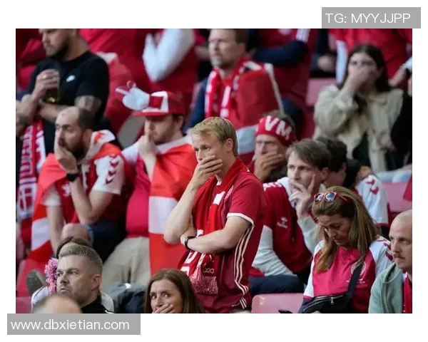 足球运动员被球星花式晃动至崩溃现场画面曝光引发热议 足球运动员被球星花式晃动至崩溃现场画面曝光引发热议